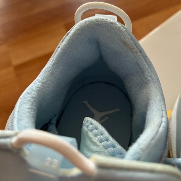 Jordan Air Mae
Celestine Blue (Women's) - Picture 16 of 16